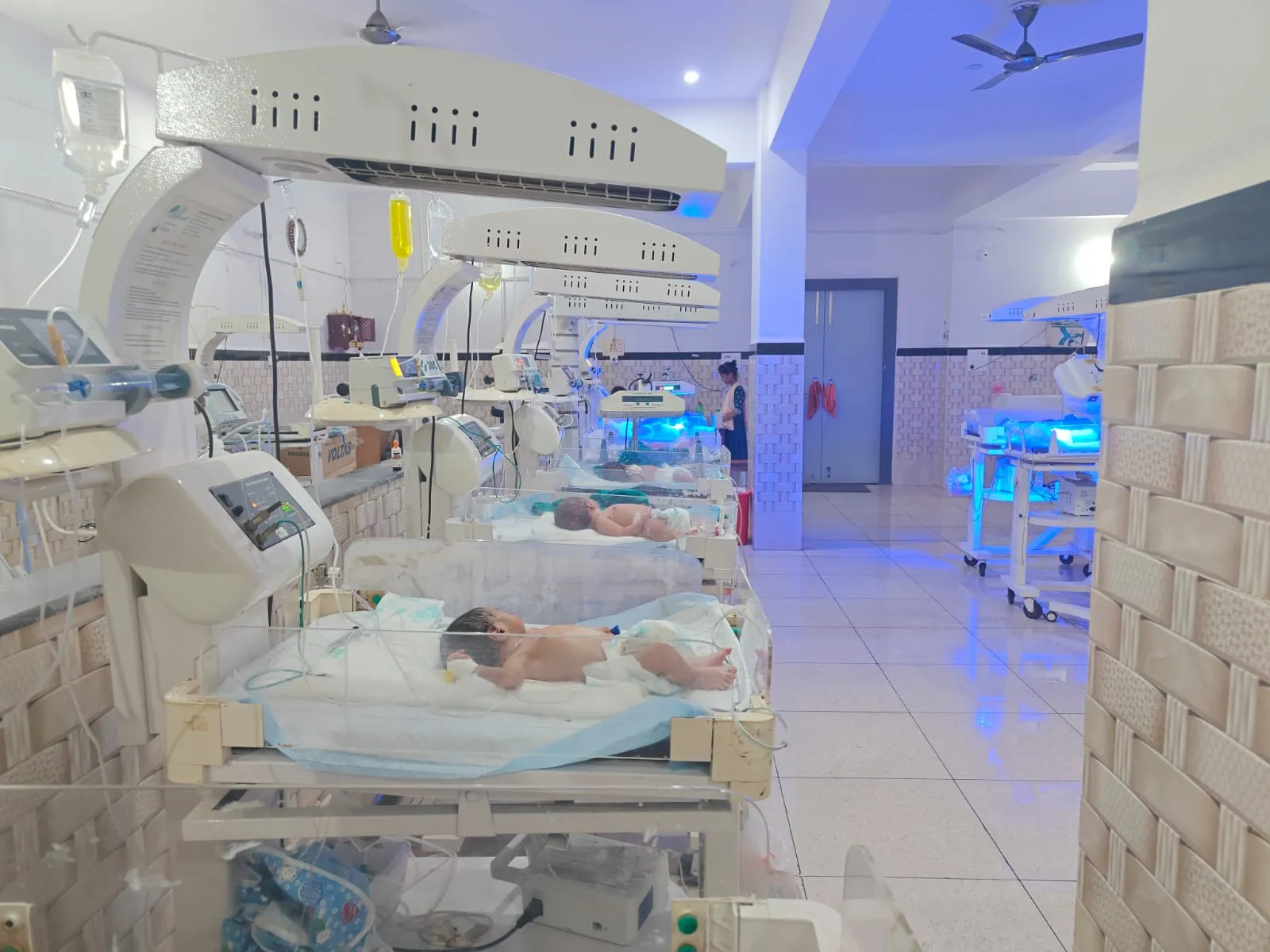 Neonatal Intensive Care Unit Ward